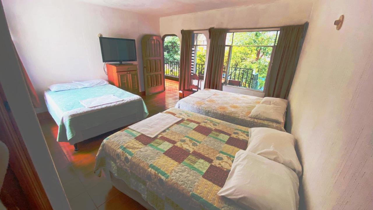 Hotel Posada Don Carlos Панахачель Экстерьер фото