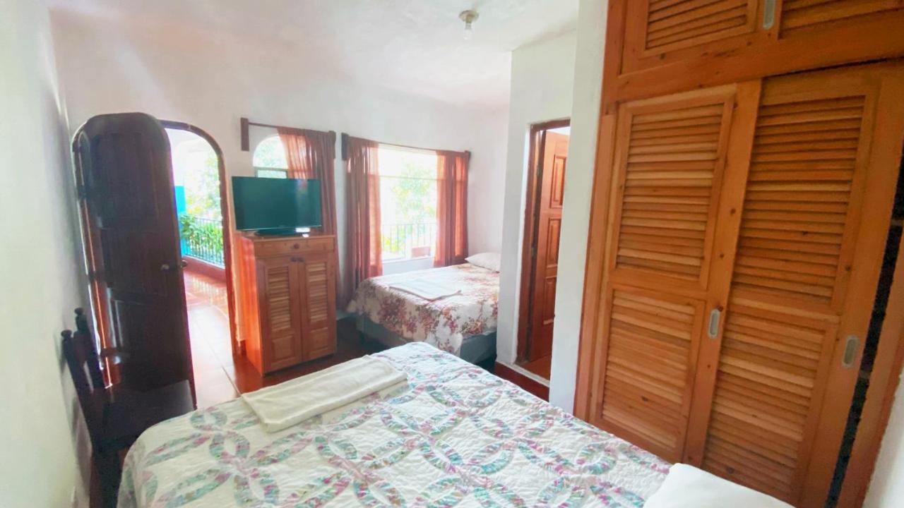 Hotel Posada Don Carlos Панахачель Экстерьер фото